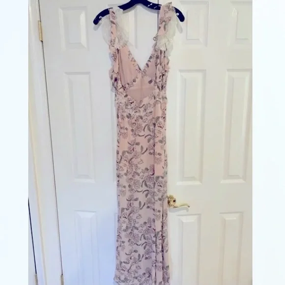 NWT For Love and Lemons Bee Balm Pink Floral Maxi Ruffle Dress Size XS N… - Picture 10 of 10